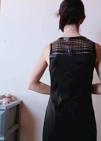 Siyah Yüksek Yakalı Elbise - Görsel 5