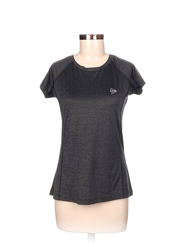 Diğer T-shirt %70 İndirimli.