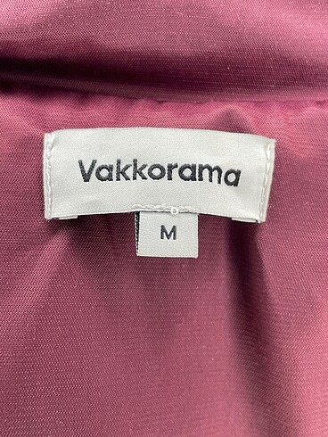 m Beden çeşitli Renk Vakkorama Trenchcoat %70 İndirimli.