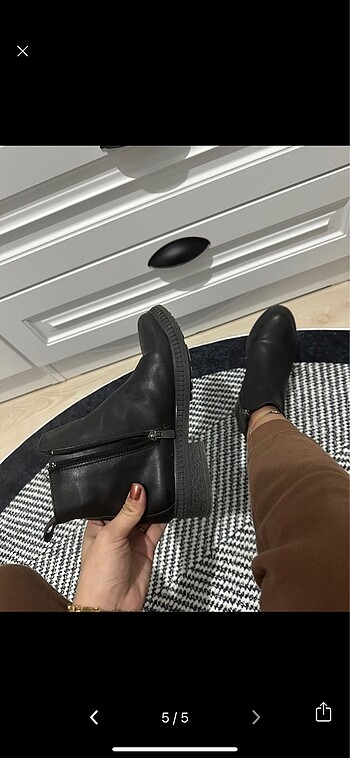 36,5 Beden Kadın Siyah Kısa Bot