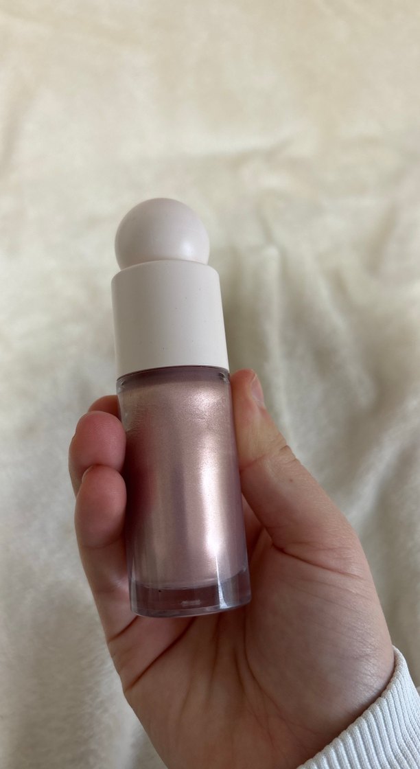 Rare Beauty Aydınlatıcı - Görsel 3