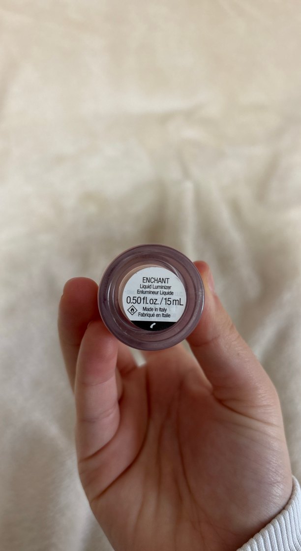 Rare Beauty Aydınlatıcı - Görsel 2