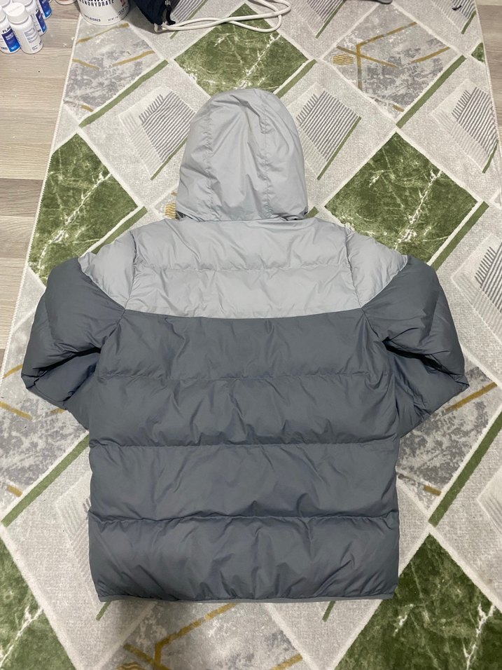 Nike Storm-Fit Mont - Görsel 2