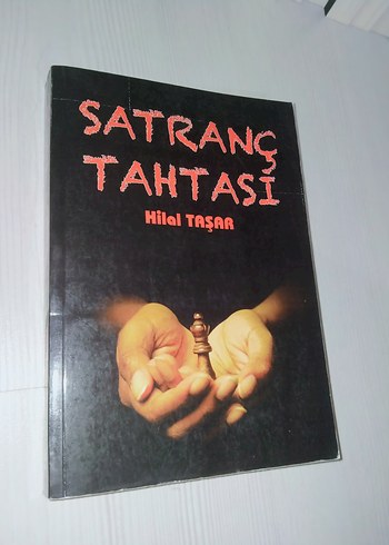 Satranç Tahtası - Hilal Taşar Roman