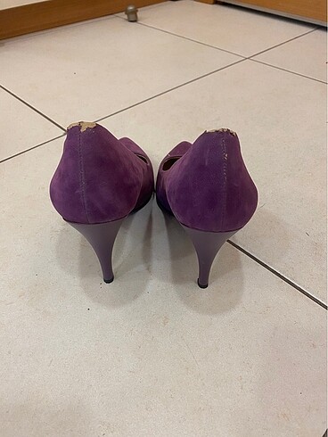40 Beden Mor stiletto