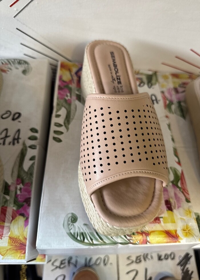 Yazlık dolgulu terlik - Görsel 2