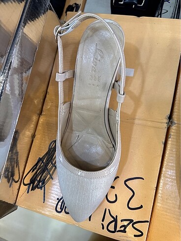 Babet dolgulu yarım topuklu sıfır ayakkabı - Görsel 5