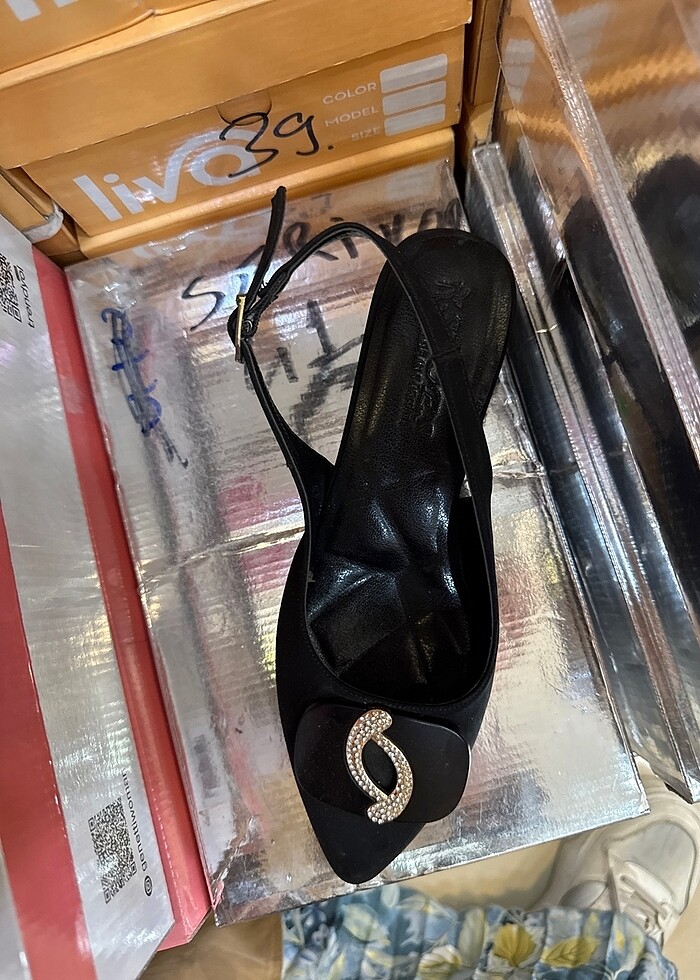 Babet dolgulu yarım topuklu sıfır ayakkabı - Görsel 3