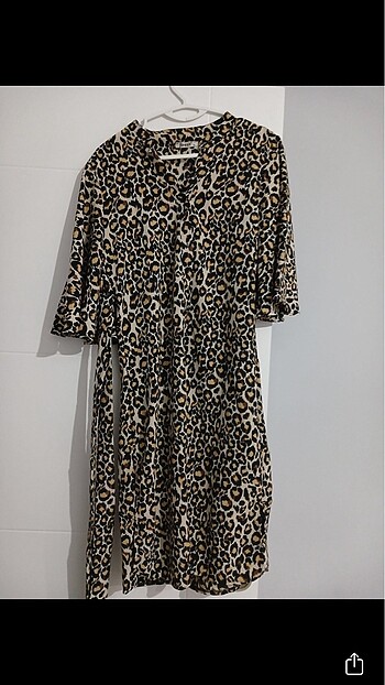 Leopar desenli elbise