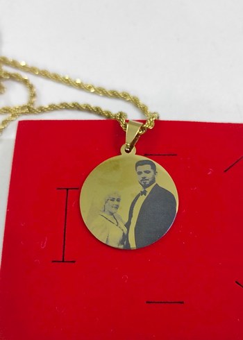 Uzun Zincir Detaylı Altın Renkli Kadın Kolye - Görsel 2