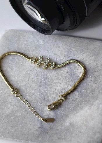 Altın Renk Zincir Detaylı Kadın Bileklik - Görsel 2