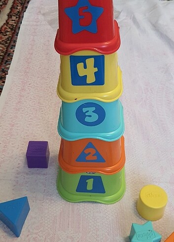 Chicco 3 in 1 kule,bul tak oyuncak