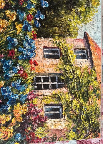 Çiçeklerle Kaplı Ev Temalı Puzzle