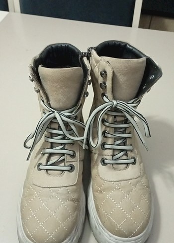 Süet Bej Kadın Dolgu Topuklu Bot - Görsel 4