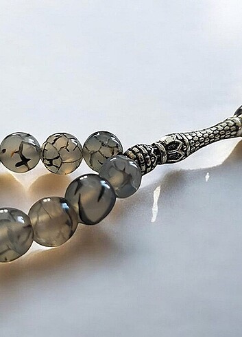 1.sinif dogal siyah damarli beyaz akik el yapimi tesbih 60 gr - Görsel 8