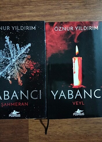 Yabancı 2 Kitap Kutulu Set 