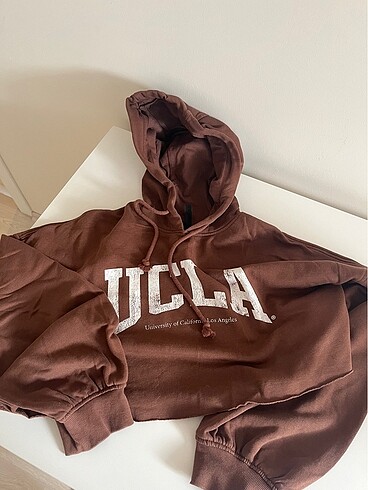 Crop sweatshirt