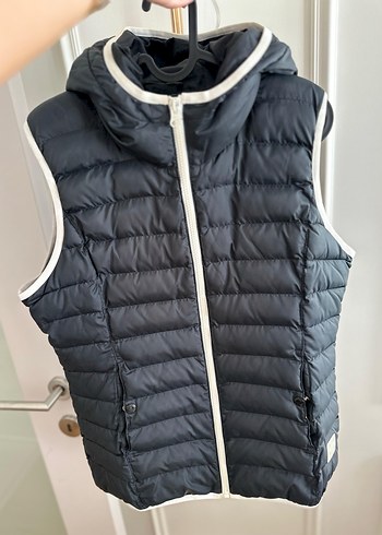 Kadın Siyah Kapüşonlu Şişme Yelek Adidas - Görsel 3