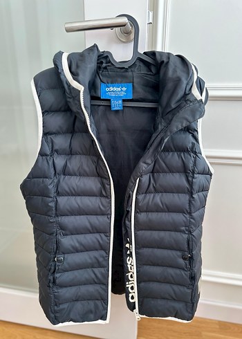 Kadın Siyah Kapüşonlu Şişme Yelek Adidas - Görsel 4