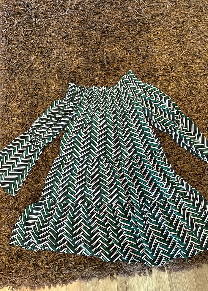 Kısa günlük elbise - Görsel 3