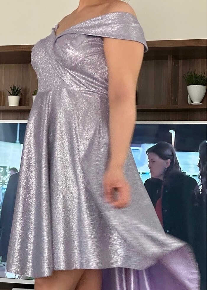 Balo, mezuniyet, nişan vb. Giyilebilecek şık elbise. - Görsel 3