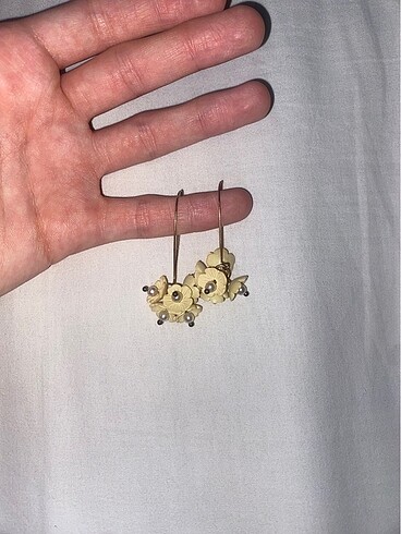  Beden Çiçekli küpe