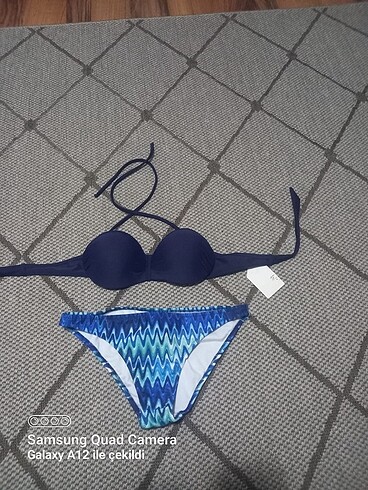 Mavi desenli bikini takımı