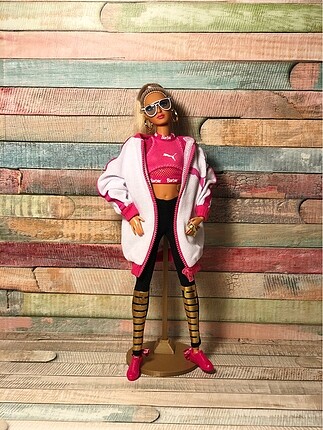 Barbie Puma Bebeği