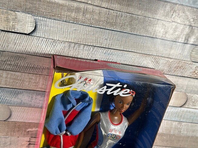 Beden Renk Barbie Swimming Champion Christie