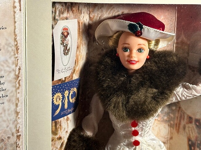 Beden Renk Barbie Holiday Memories