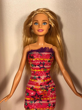 diğer Beden Barbie Bebek N25