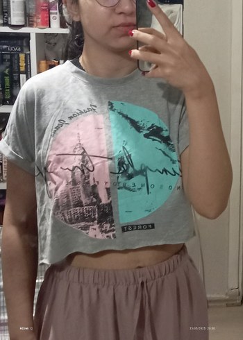 Trendyol & Milla Kadın Gri Baskılı Kısa Crop Tişört