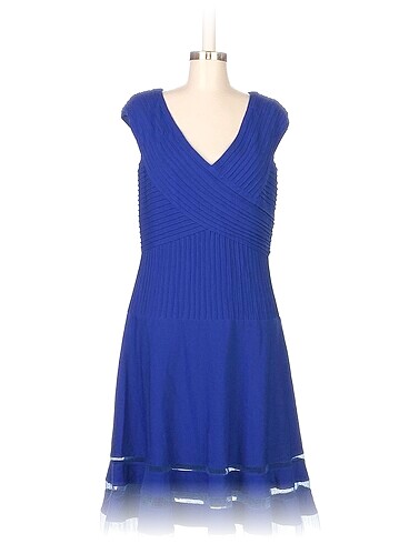 Tadashi Shoji Uzun Elbise %70 İndirimli.