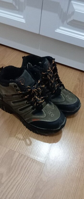 Erkek çocuk bot - Görsel 3