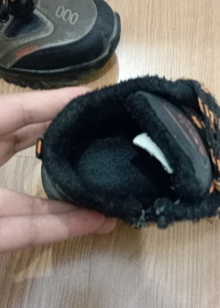 Erkek çocuk bot - Görsel 4