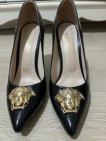 Siyah stiletto