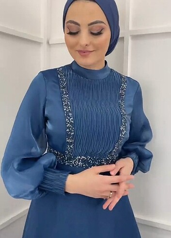 44 Beden mavi Renk Şık abiye