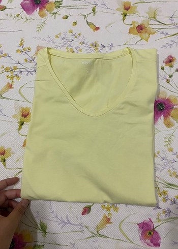 Koton unisex Sarı V Yaka Kısa Kollu Salaş Tişört - Görsel 4