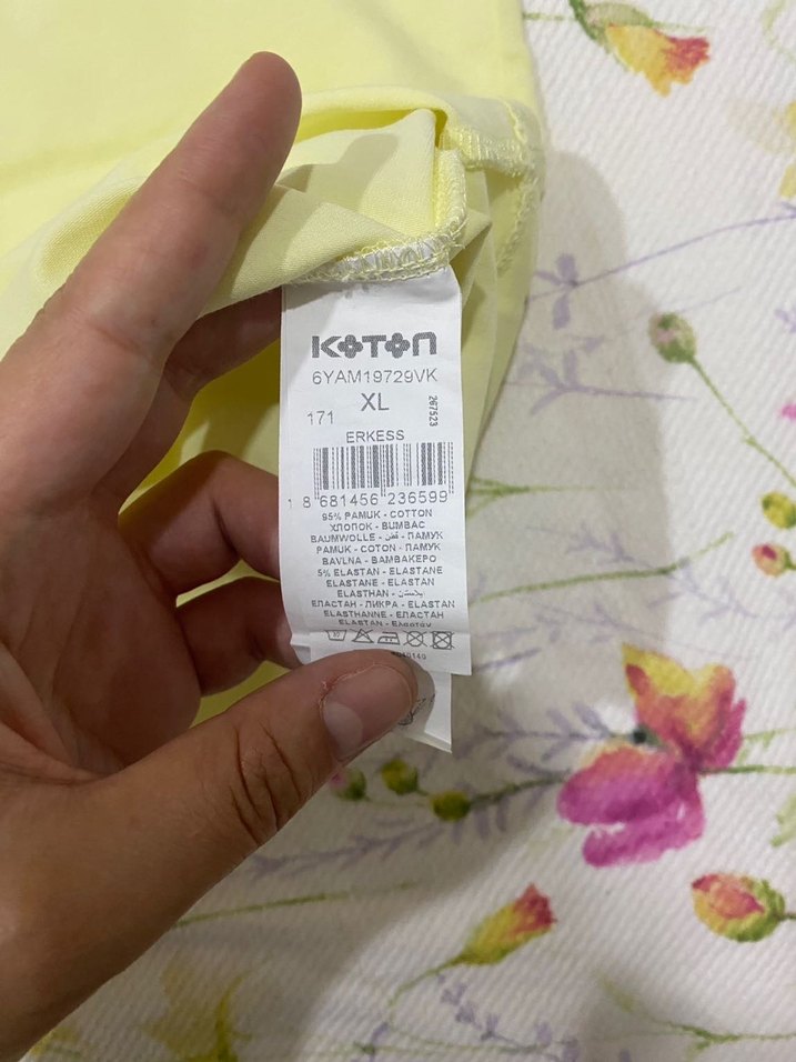 Koton unisex Sarı V Yaka Kısa Kollu Salaş Tişört - Görsel 3
