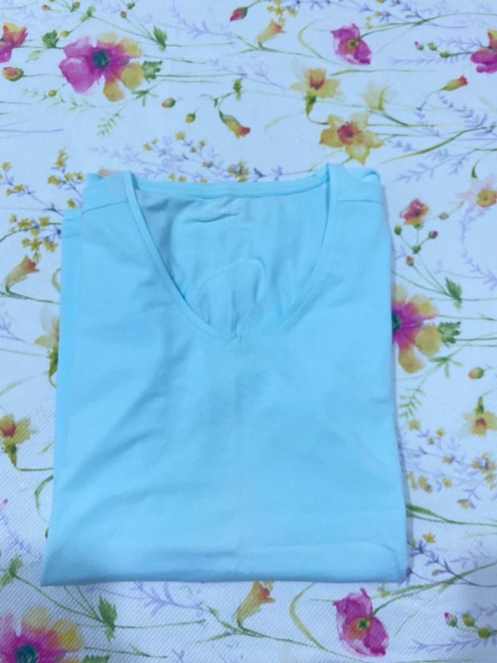 Koton unisex Mavi V Yaka Kısa Kollu Pamuk Tişört - Görsel 4