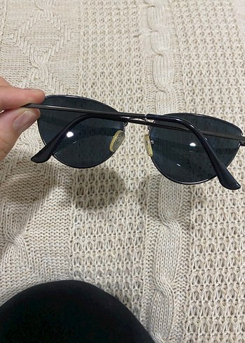 Gri Minimalist Kadın Güneş Gözlüğü - Görsel 4