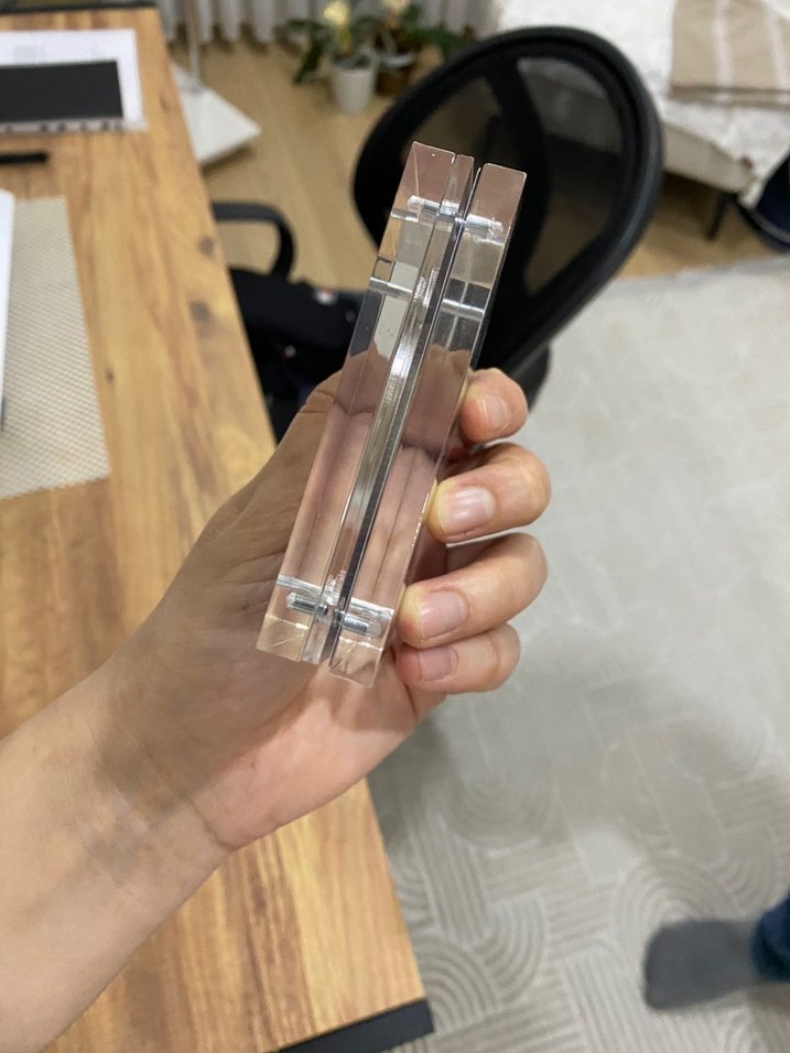 Yapı Kredi 75. Yıl Altın Rozet - Görsel 2