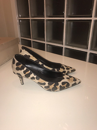 37 Beden Leopar stiletto MANGO