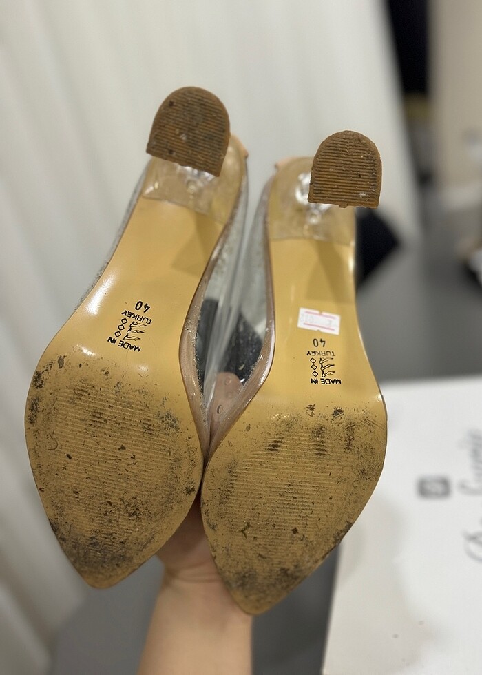 Şeffaf ayakkabı - Görsel 5