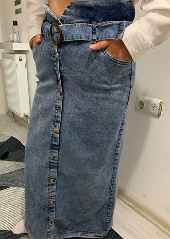 40 Beden Düğmeli Mavi Denim Midi Etek