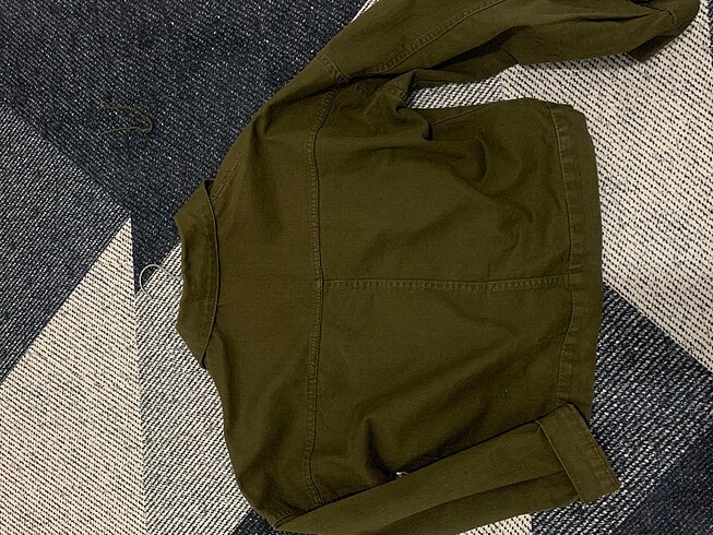 s Beden Crop ceket