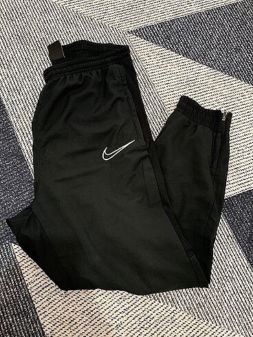 Nike eşofman altı