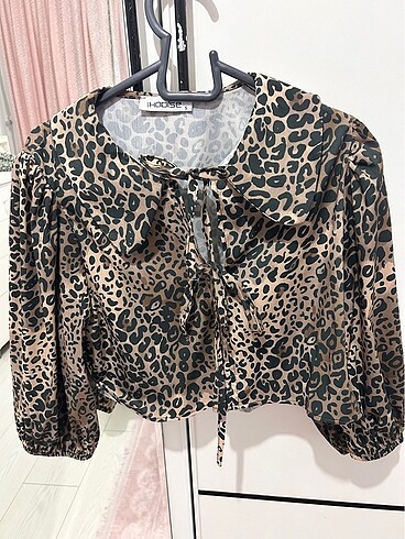 Leopar crop