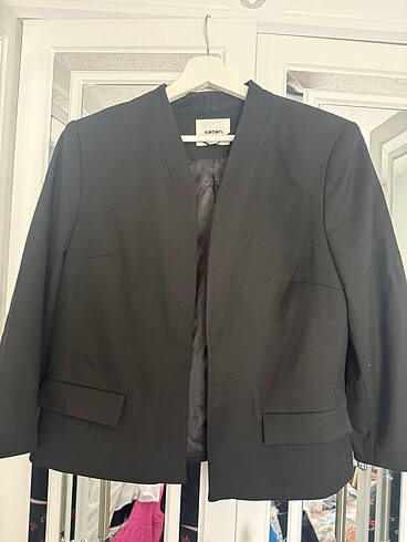 Kısa blazer ceket