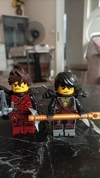 Ninjago figür ikili Cole ve kai